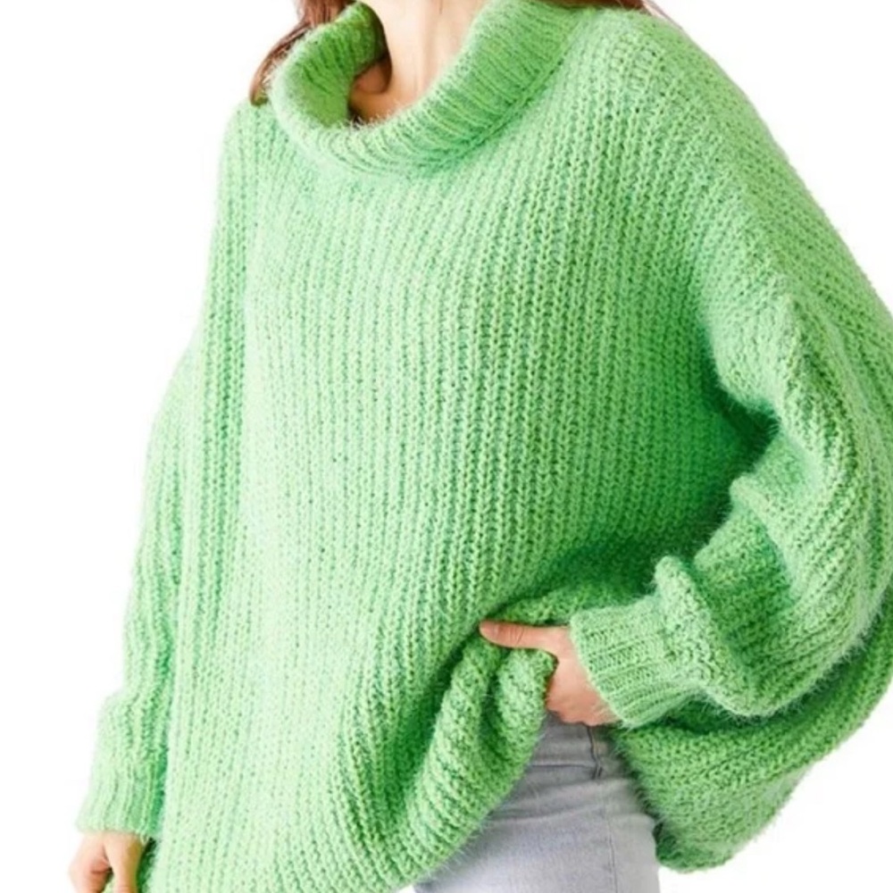 Free People Oasis Energy Tunic Chunky Knit Sweater - Picture 3 of 9